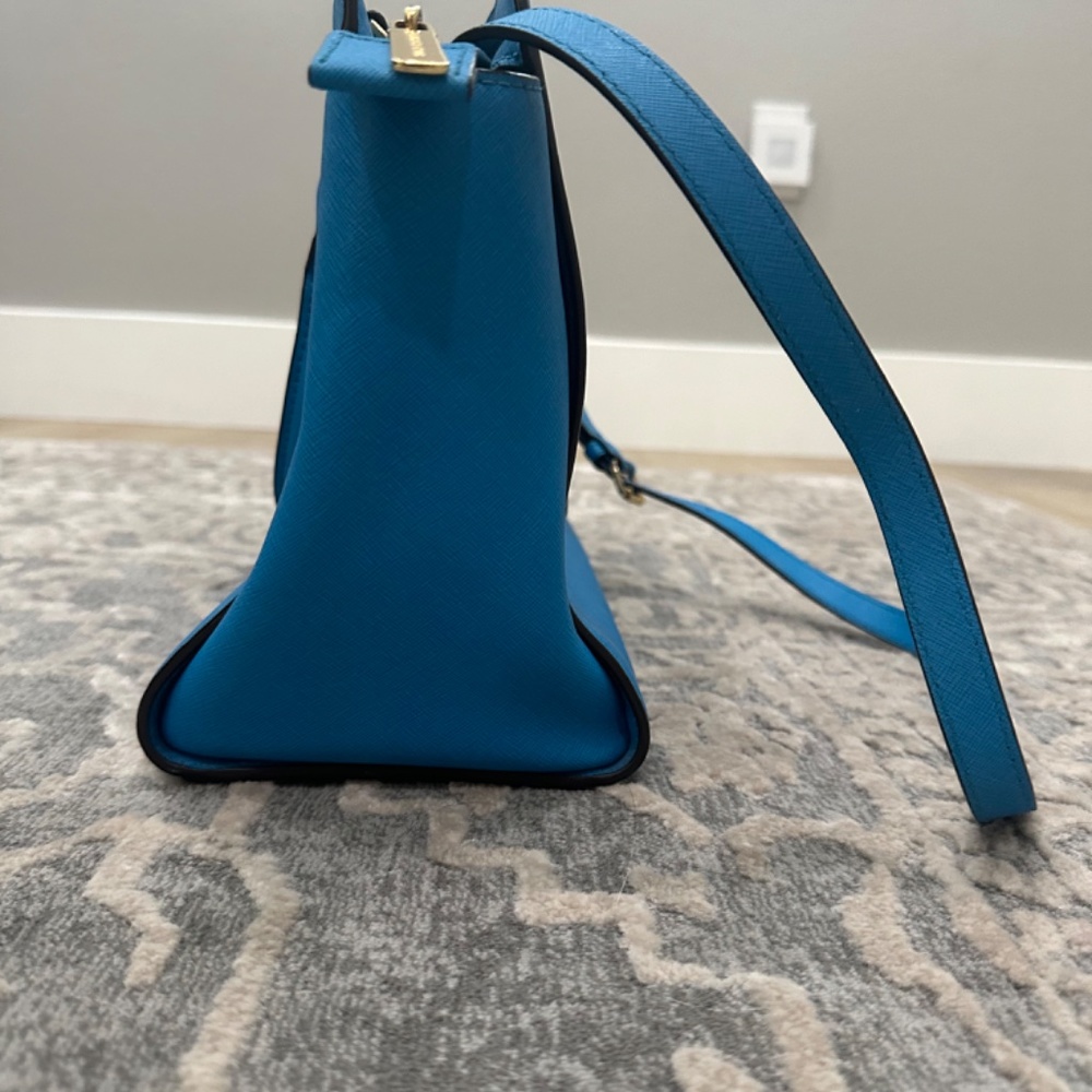 Handbag - Picture 4 of 5